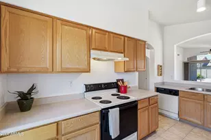16492 N 69th Dr, Peoria, AZ 85382 - Photo 7