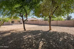 15712 W Smokey Dr, Surprise, AZ 85374 - Photo 25