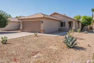 15712 W Smokey Dr, Surprise, AZ 85374 - Photo 3