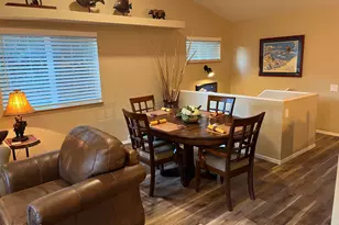 111 E Oak Ave, Flagstaff, AZ 86001 - Photo 3