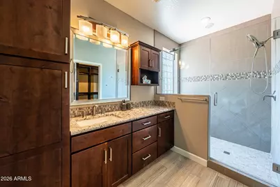 1527 E Gary Way, Phoenix, AZ 85042 - Photo 17