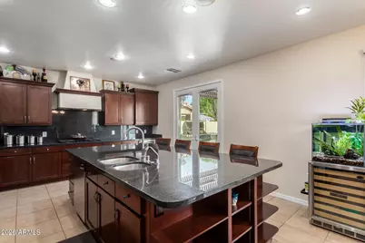 2075 E Honeysuckle Place, Chandler, AZ 85286 - Photo 13