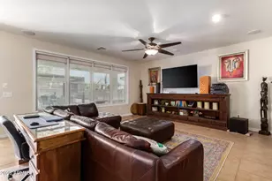 2075 E Honeysuckle Pl, Chandler, AZ 85286 - Photo 7