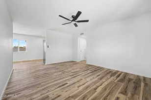 16406 N 50th Dr, Glendale, AZ 85306 - Photo 7