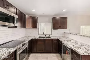 146 S Robson, Mesa, AZ 85210 - Photo 11