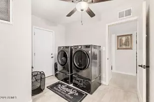 146 S Robson, Mesa, AZ 85210 - Photo 29