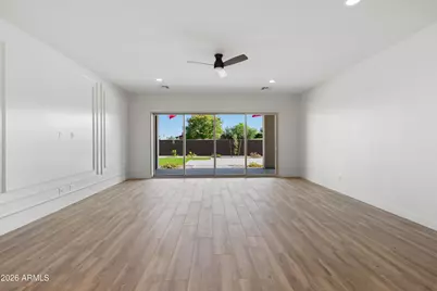 7379 W Lisbon Lane, Peoria, AZ 85381 - Photo 17