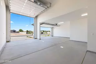 7379 W Lisbon Ln, Peoria, AZ 85381 - Photo 5