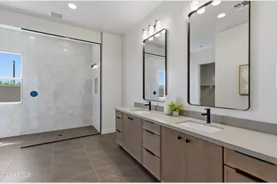 7379 W Lisbon Lane, Peoria, AZ 85381 - Photo 29