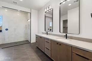 7379 W Lisbon Ln, Peoria, AZ 85381 - Photo 23