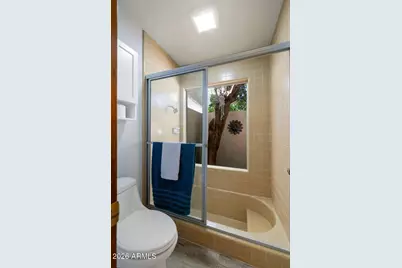7618 W John Cabot Road, Glendale, AZ 85308 - Photo 17