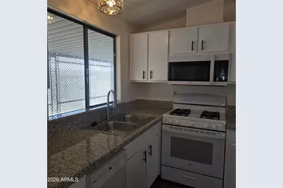 6942 W Olive Avenue #85, Peoria, AZ 85345 - Photo 17