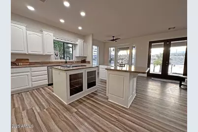 9755 S Dike Road, Mohave Valley, AZ 86440 - Photo 15