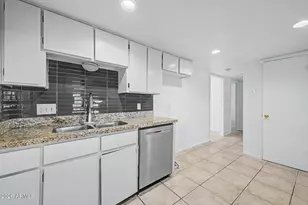1518 E Flossmoor Ave, Mesa, AZ 85204 - Photo 11