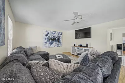 10502 W Edgewood Drive, Sun City, AZ 85351 - Photo 7