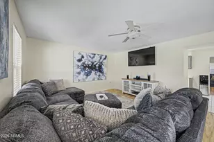 10502 W Edgewood Dr, Sun City, AZ 85351 - Photo 7
