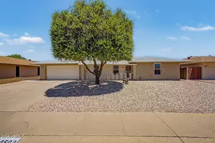 10502 W Edgewood Dr, Sun City, AZ 85351 - Photo 1