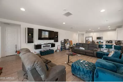 2544 W Sunland Avenue, Phoenix, AZ 85041 - Photo 3