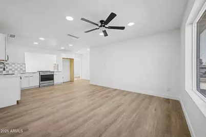 6220 S 46th Place, Phoenix, AZ 85042 - Photo 7