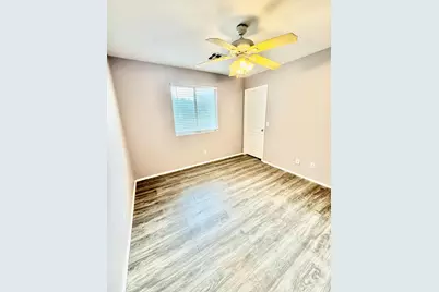 10502 W Edgemont Drive, Avondale, AZ 85392 - Photo 13