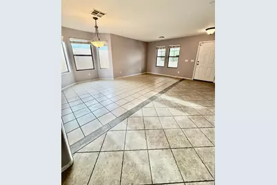 10502 W Edgemont Drive, Avondale, AZ 85392 - Photo 3