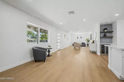 928 E Georgia Avenue, Phoenix, AZ 85014 - Photo 13