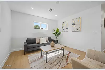 928 E Georgia Avenue, Phoenix, AZ 85014 - Photo 9