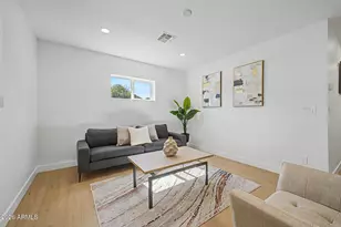 928 E Georgia Ave, Phoenix, AZ 85014 - Photo 9