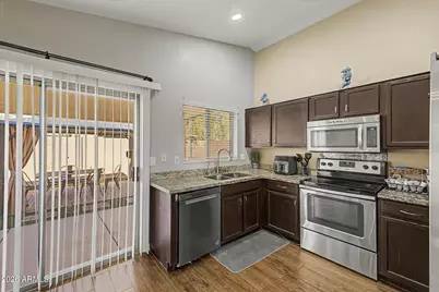 3819 N 106th Avenue, Avondale, AZ 85392 - Photo 11