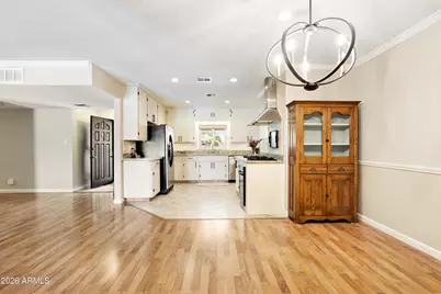 864 W Tulsa Street, Chandler, AZ 85225 - Photo 17