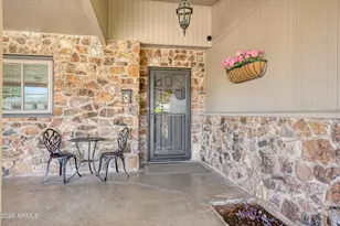 864 W Tulsa St, Chandler, AZ 85225 - Photo 11
