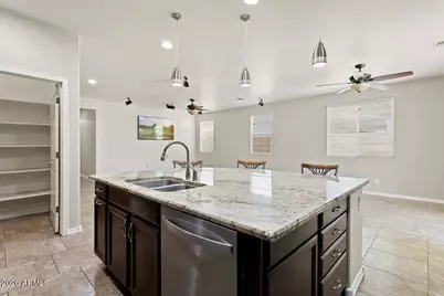 15586 W Jenan Drive, Surprise, AZ 85379 - Photo 7