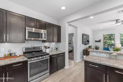 5550 N 16th Street #142, Phoenix, AZ 85016 - Photo 35