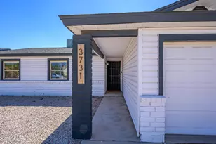 3731 E Janice Wy, Phoenix, AZ 85032 - Photo 3