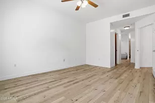 5350 E Deer Valley Dr, Phoenix, AZ 85054 - Photo 9