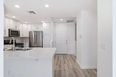5350 E Deer Valley Drive #2435, Phoenix, AZ 85054 - Photo 3