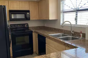 5104 N 32nd St, Phoenix, AZ 85018 - Photo 5