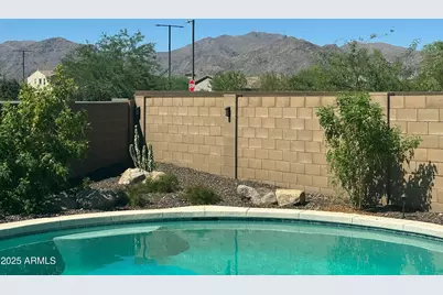 18879 W Cholla Street, Surprise, AZ 85388 - Photo 19