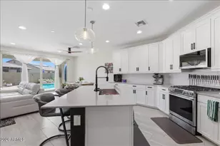 18879 W Cholla St, Surprise, AZ 85388 - Photo 23
