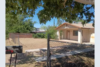 307 N 3rd Street, Sierra Vista, AZ 85635 - Photo 1