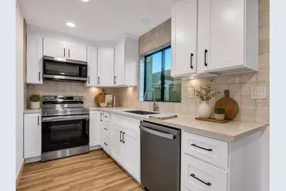 3501 N 64th Street #18, Scottsdale, AZ 85251 - Photo 5