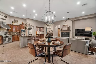 6427 S Magic Court, Gilbert, AZ 85298 - Photo 9
