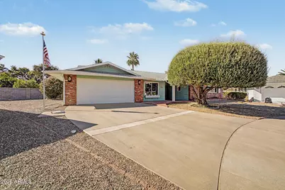 18420 N 94th Avenue, Sun City, AZ 85373 - Photo 5