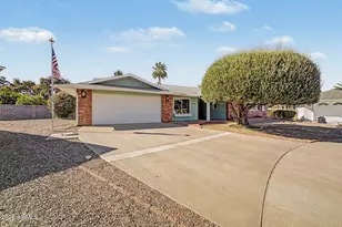 18420 N 94th Ave, Sun City, AZ 85373 - Photo 5
