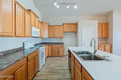 11570 W Yuma Street, Avondale, AZ 85323 - Photo 11
