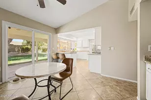 3708 E Renee Dr, Phoenix, AZ 85050 - Photo 9