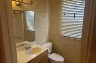 10512 W El Capitan Cir, Sun City, AZ 85351 - Photo 17