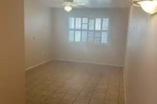 10512 W El Capitan Cir, Sun City, AZ 85351 - Photo 17