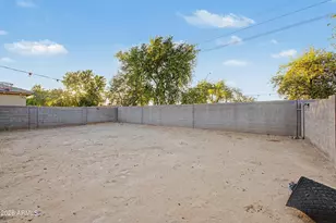 15740 W Shaw Butte Dr, Surprise, AZ 85379 - Photo 31