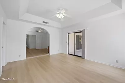 10520 N 78th Place, Scottsdale, AZ 85258 - Photo 13